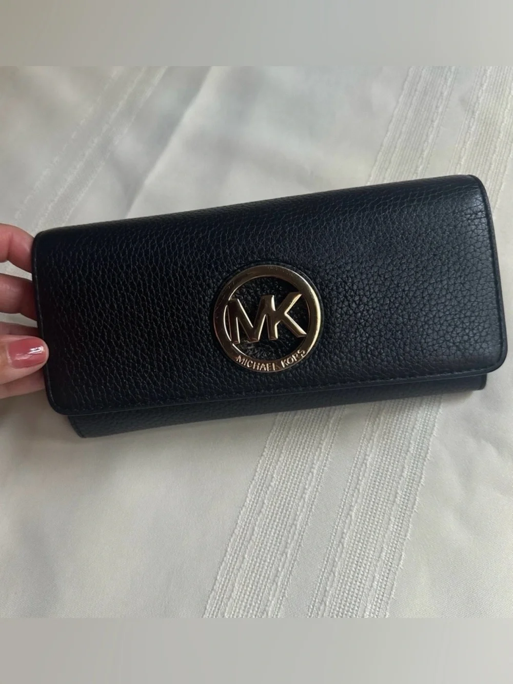 Michael Kors Set: Jet Set Handbag & Continental Wallet In Black Pebbled Leather.